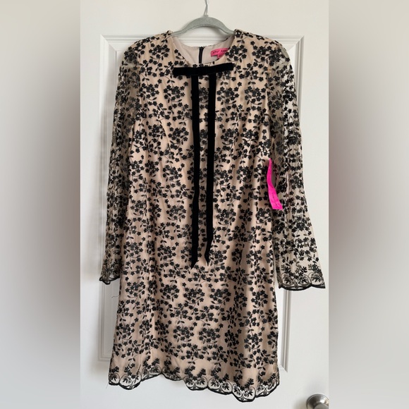 Betsy Johnson Dress - Picture 2 of 10